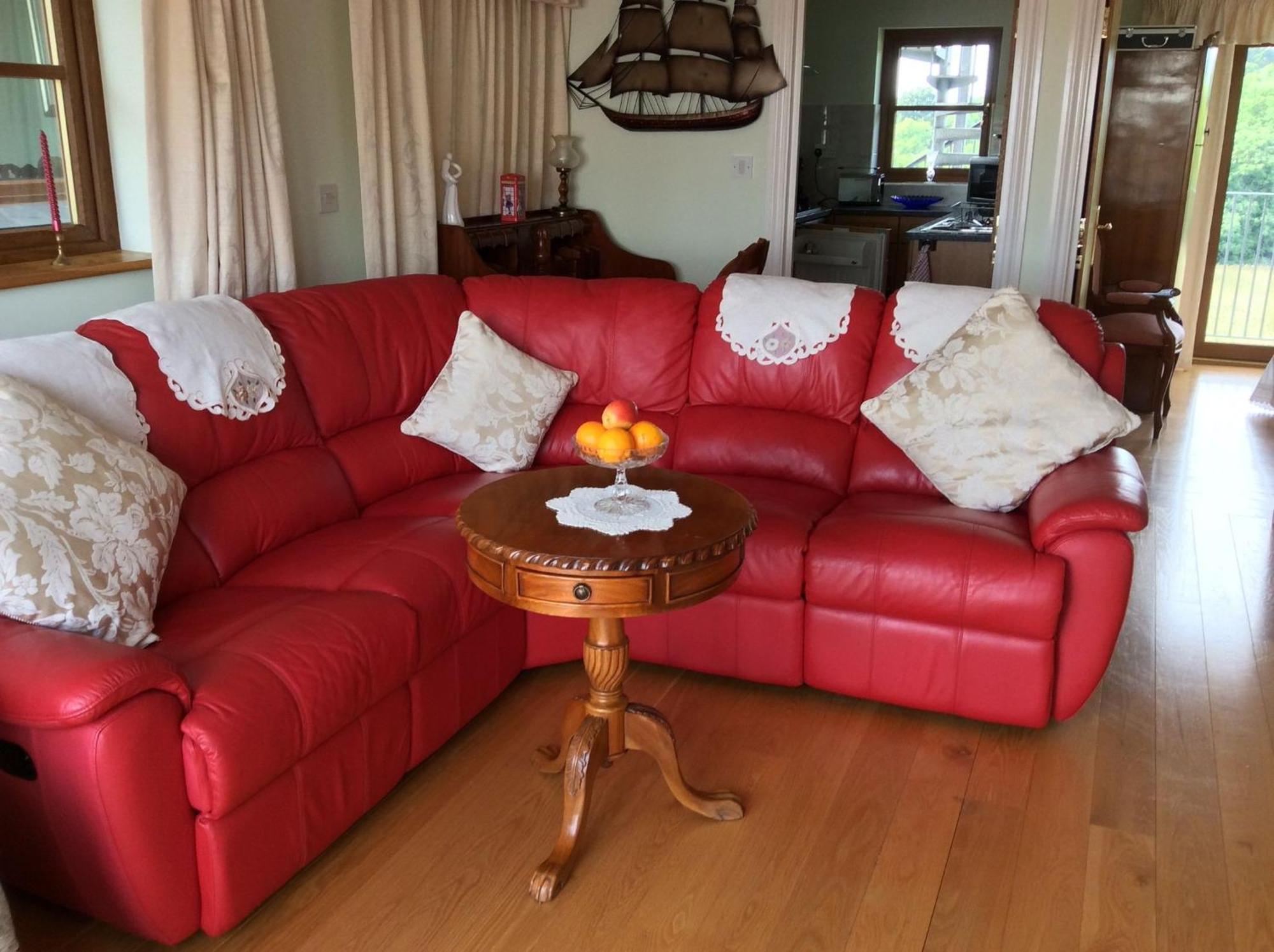 Room In Apartment - Bluebell Apartment Suite With Separate Lounge Area Truro Exteriör bild